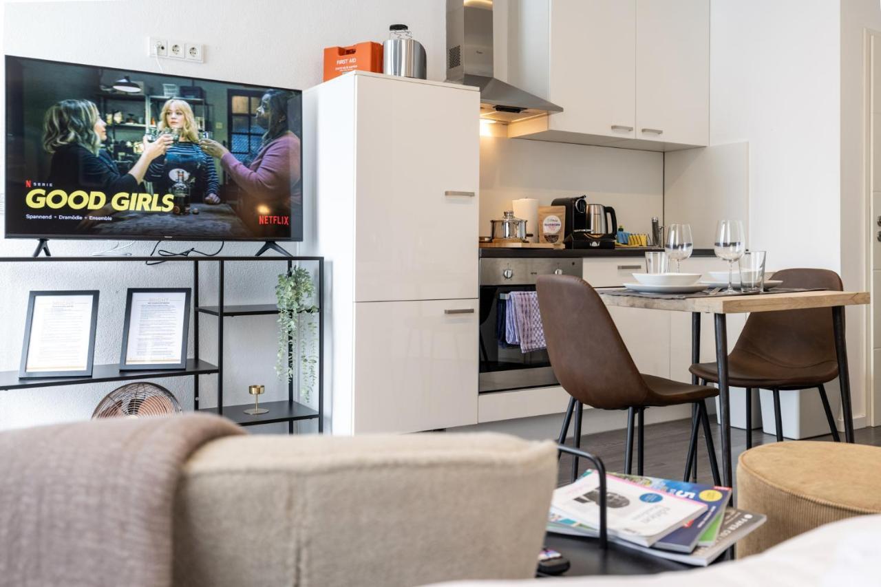 Luxomes - Stylish & New Design Apartment - Kitchen - Netflix Ίνγκολστατ Εξωτερικό φωτογραφία